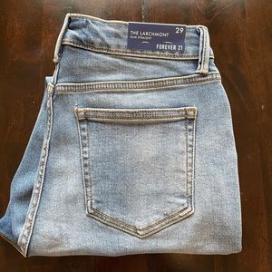 Forever21 NWT Straight leg Jeans